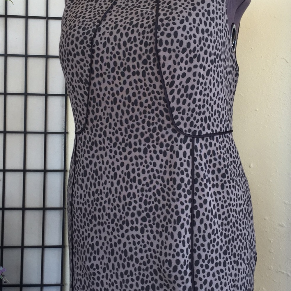 Chic Work Dress - Picture 3 of 11